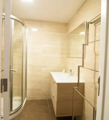 Bright Light - Bright Choice Διαμέρισμα Φουνκάλ